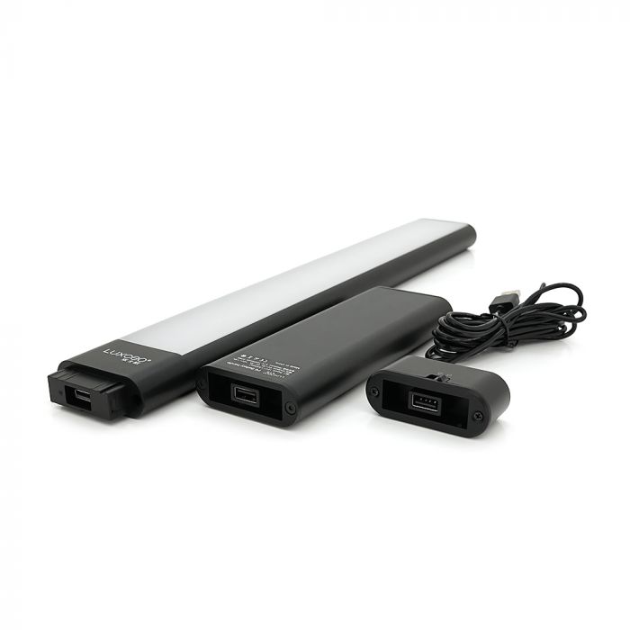 
					Світильник ручний світлодіодний LUXCEO P6RGB для зйомки, 1300Lum, 2600K-6300K, ак-тор 10000mAh мАг, BOX