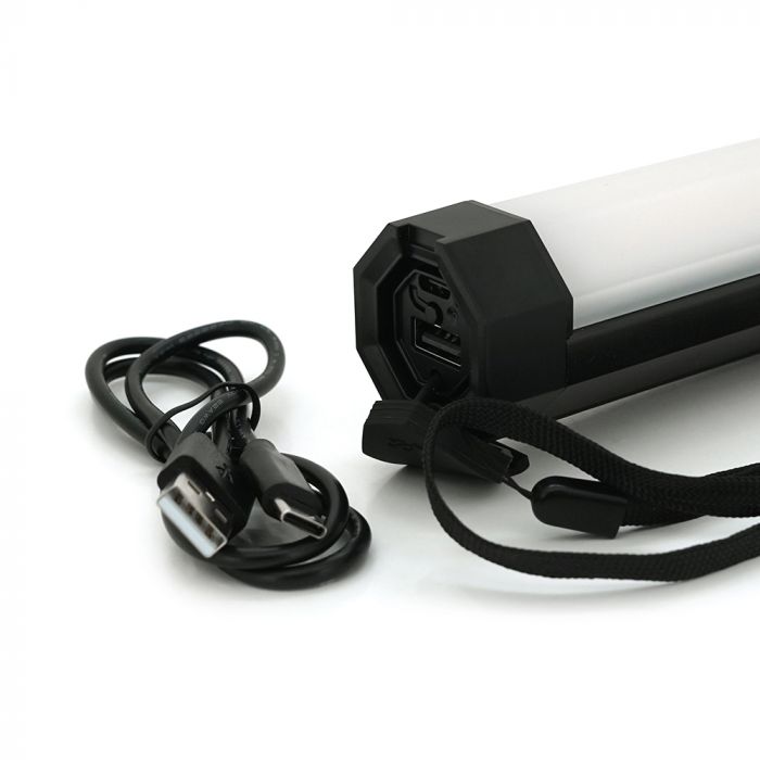 
					Лампа для кемпінгу LUXCEO P200RGB, 6W, 12 режимів, пульт, корпус-пластик+метал, водостійкий, ip44, вбудований аккум 4000mAh, USB кабель, 6000K, BOX